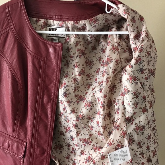 Jacket - Picture 3 of 4